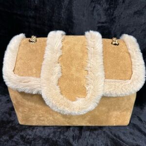 NWT URBAN EXPRESSION FAUX SUEDE WITH FAUX SHERPA TRIM AND GOLD CHAIN